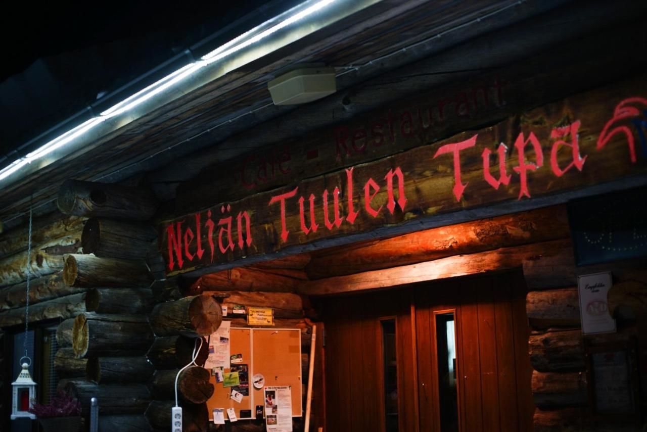 Отели типа «постель и завтрак» Neljän Tuulen Tupa Кааманен-39